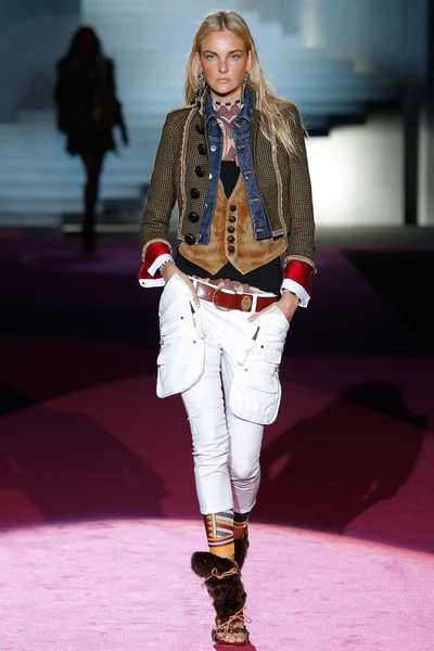 Look 1